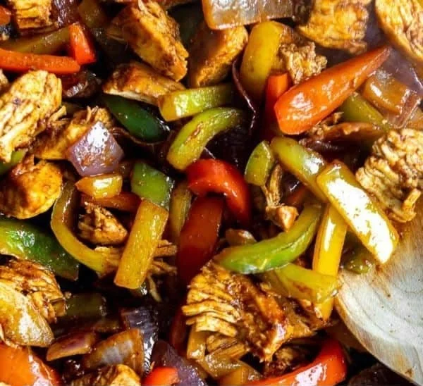 Delicious Chicken Fajita Bowl with colorful peppers and seasoned chicken