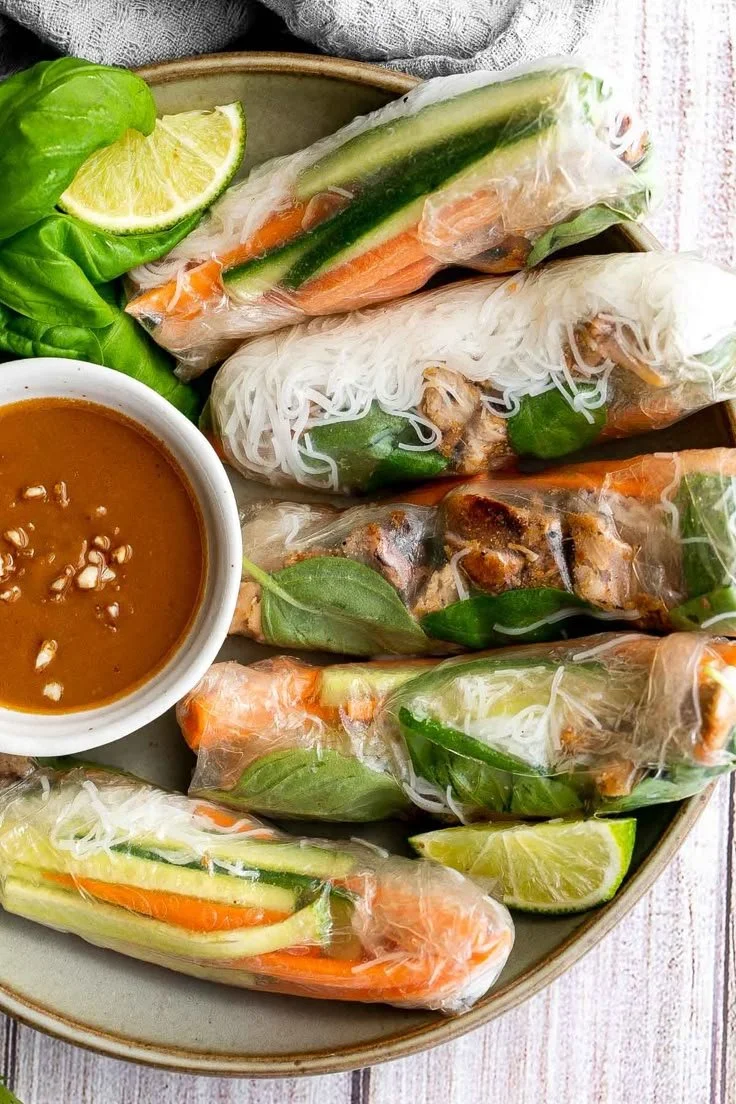 Vietnamese Summer Rolls with Chicken